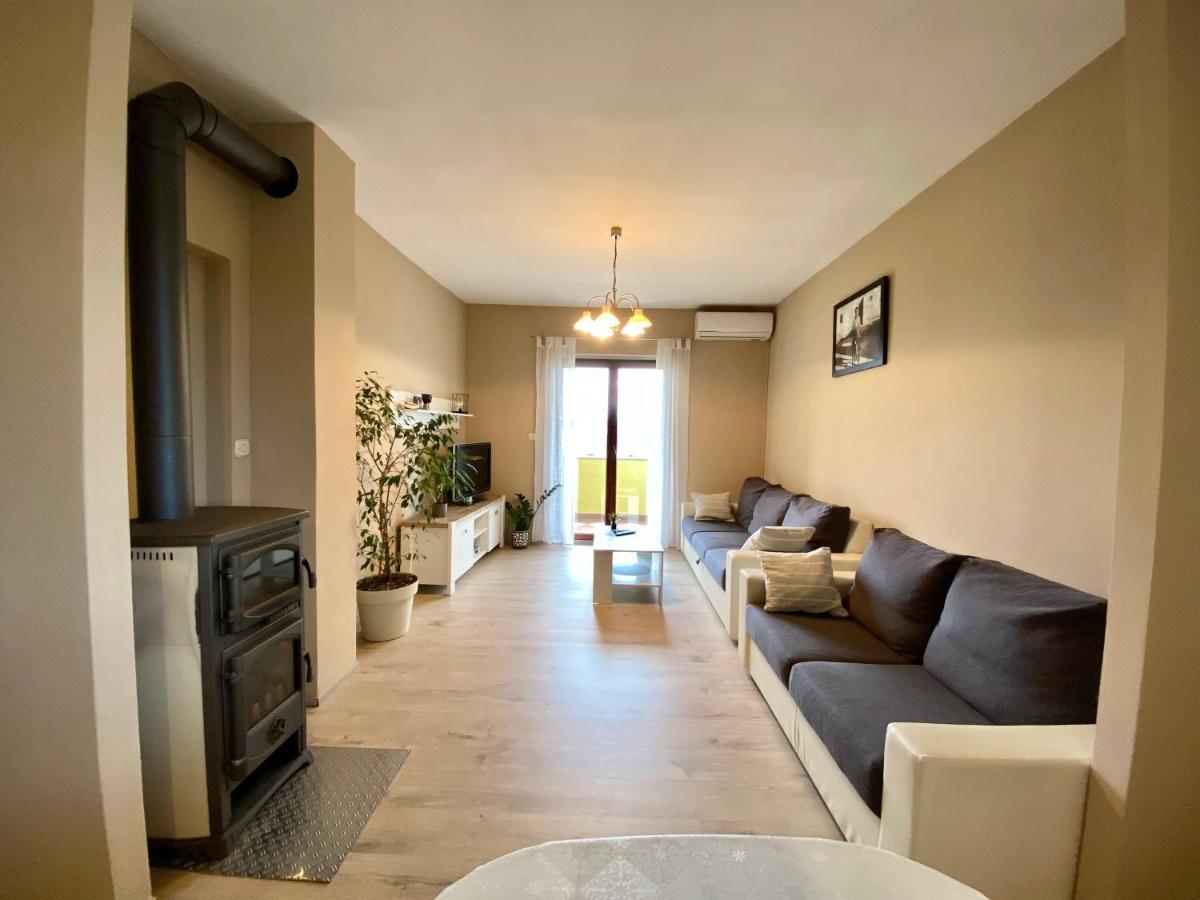 Apartment Marcella 1 Ljubač Kültér fotó