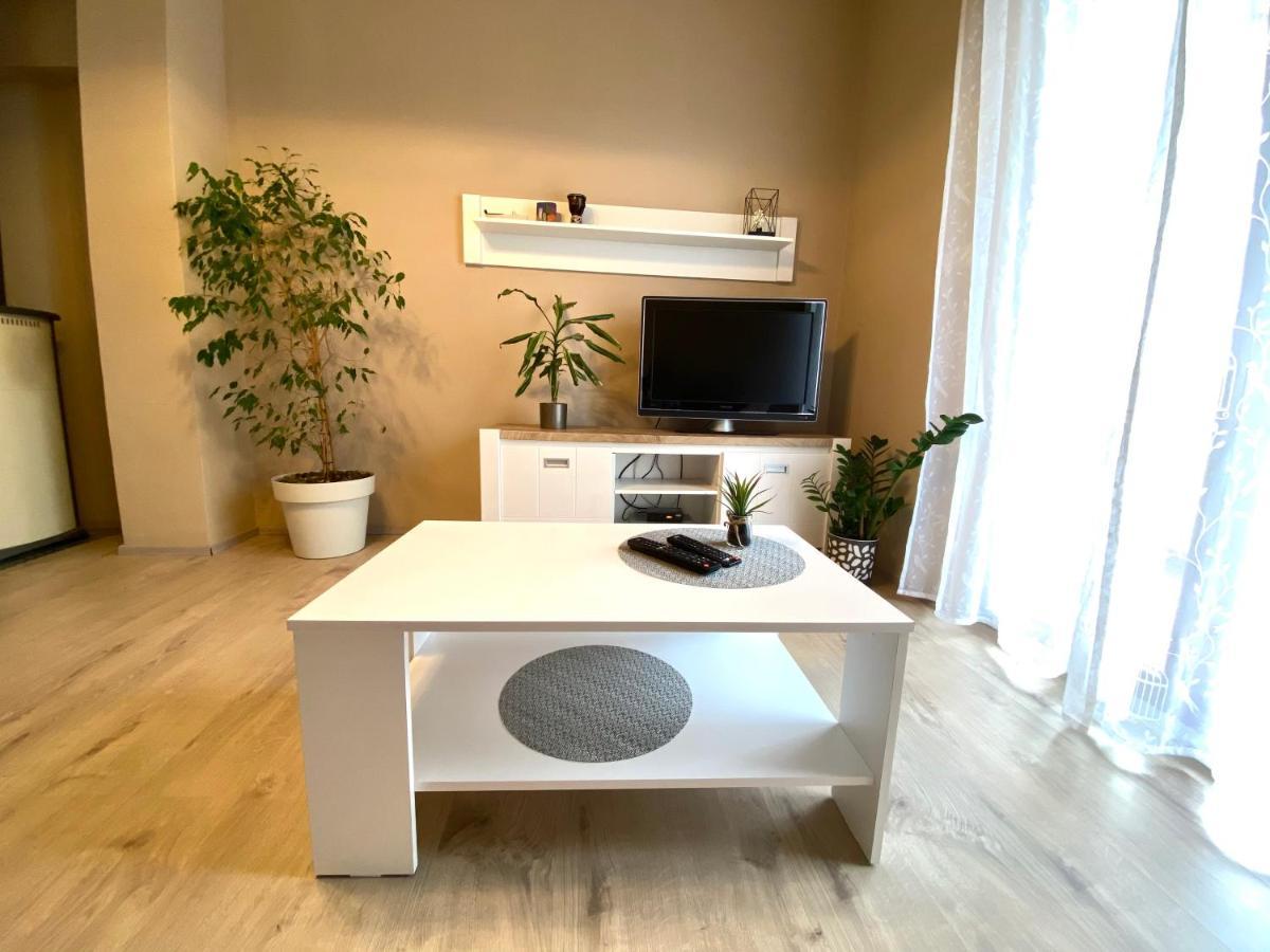 Apartment Marcella 1 Ljubač Kültér fotó