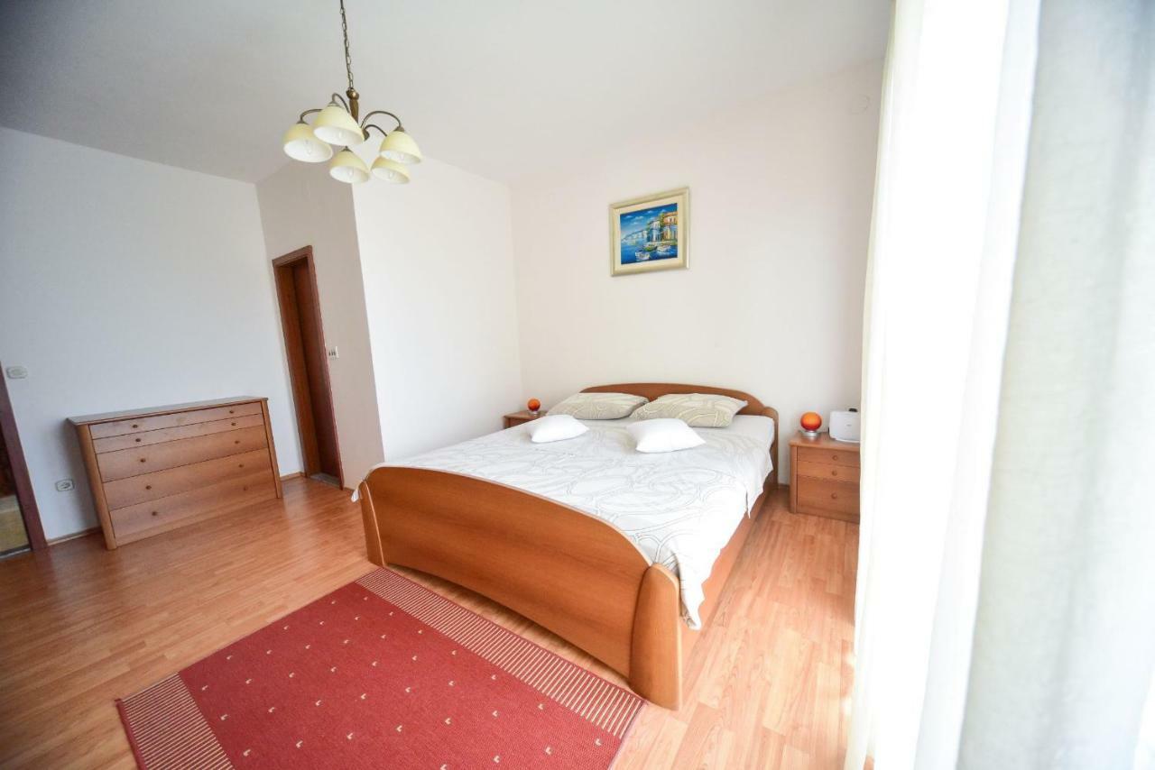 Apartment Marcella 1 Ljubač Kültér fotó